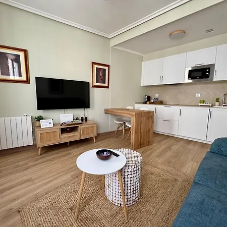 Bulebule - Acogedor Y Confortable En Pleno Centro Ourense